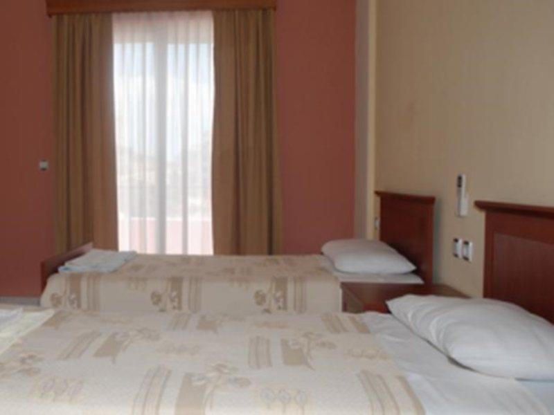 Helia Seaside Hotel Sarande Exterior photo