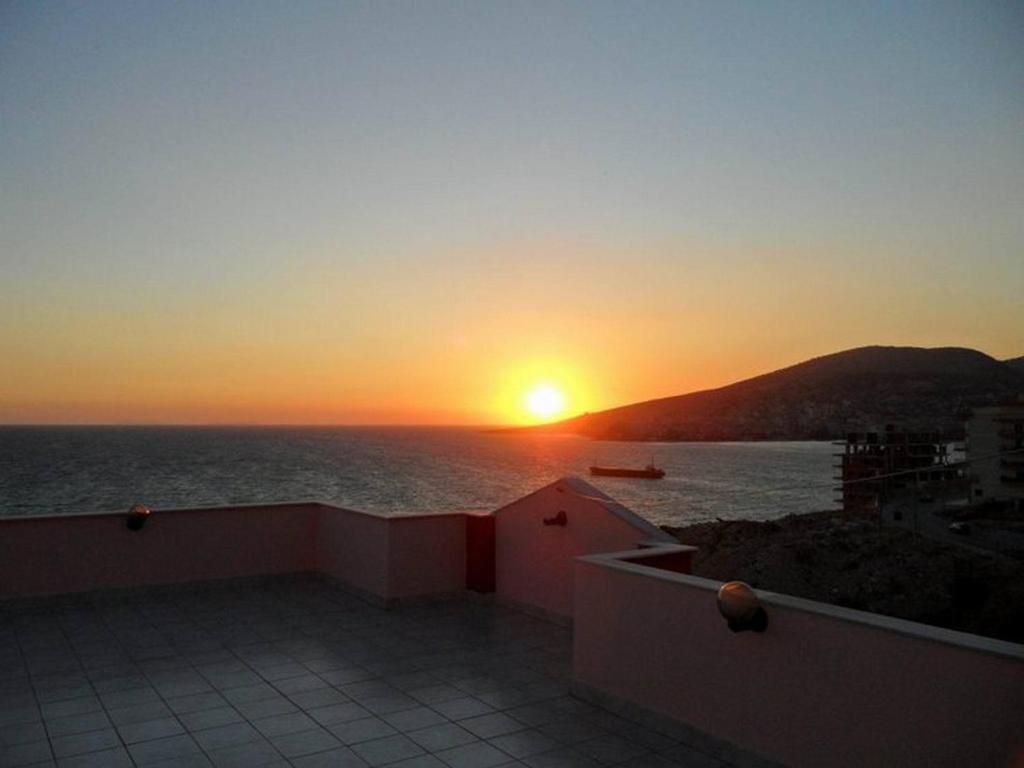 Helia Seaside Hotel Sarande Exterior photo